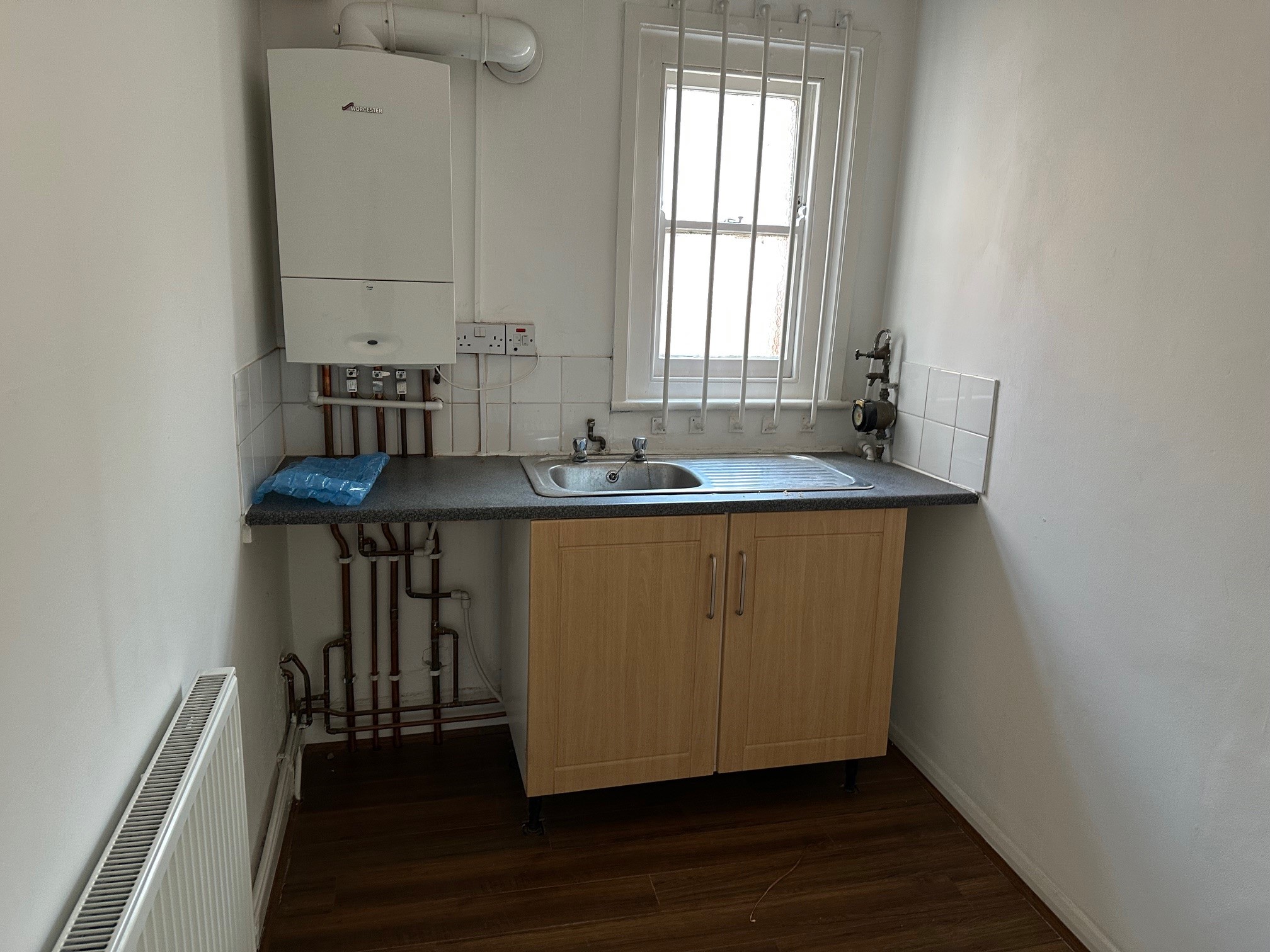 Swindon is the largest commercial centre in Wiltshire and lies approximately 80 miles west of London, 40 miles east of Bristol and west of  Reading. The town has excellent transport links with direct access to Junctions 15 & 16 of the M4 motorway. Commercial Road is a well-established retail and financial services location on the edge of Swindon’s primary shopping area. The property occupies a prominent position on  Commercial Road, which leads to the Regent Circus development and  Swindon Central Library.