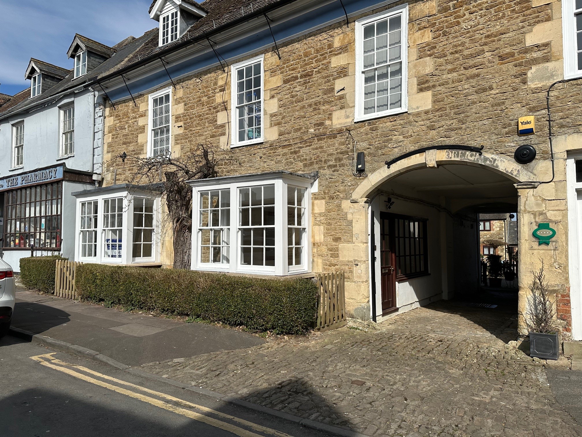 The property is situated in Sheep Street, which is in the centre of the retail area of market town of Highworth. Highworth is located on the A361 road to Lechlade, with Swindon to the south and the A419 dual carriageway linking to the M4 and M5 motorways also. The town has a      variety of independent retailers and national operators. 