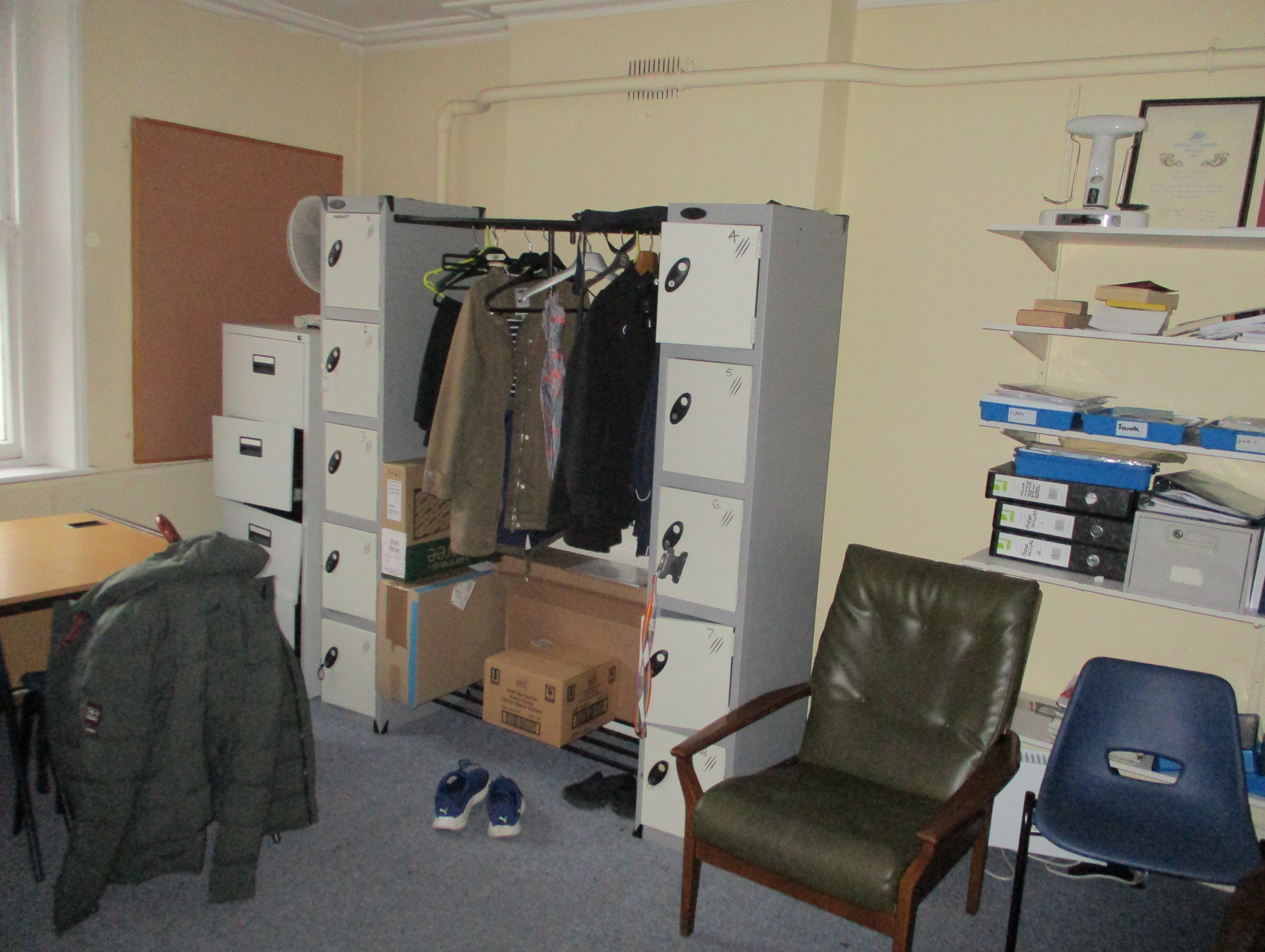 The property is located in a prominent position on Wood Street on the western edge of Wood Street, Old Town’s main retail street, close to its junction with Devizes Road and Victoria Road.