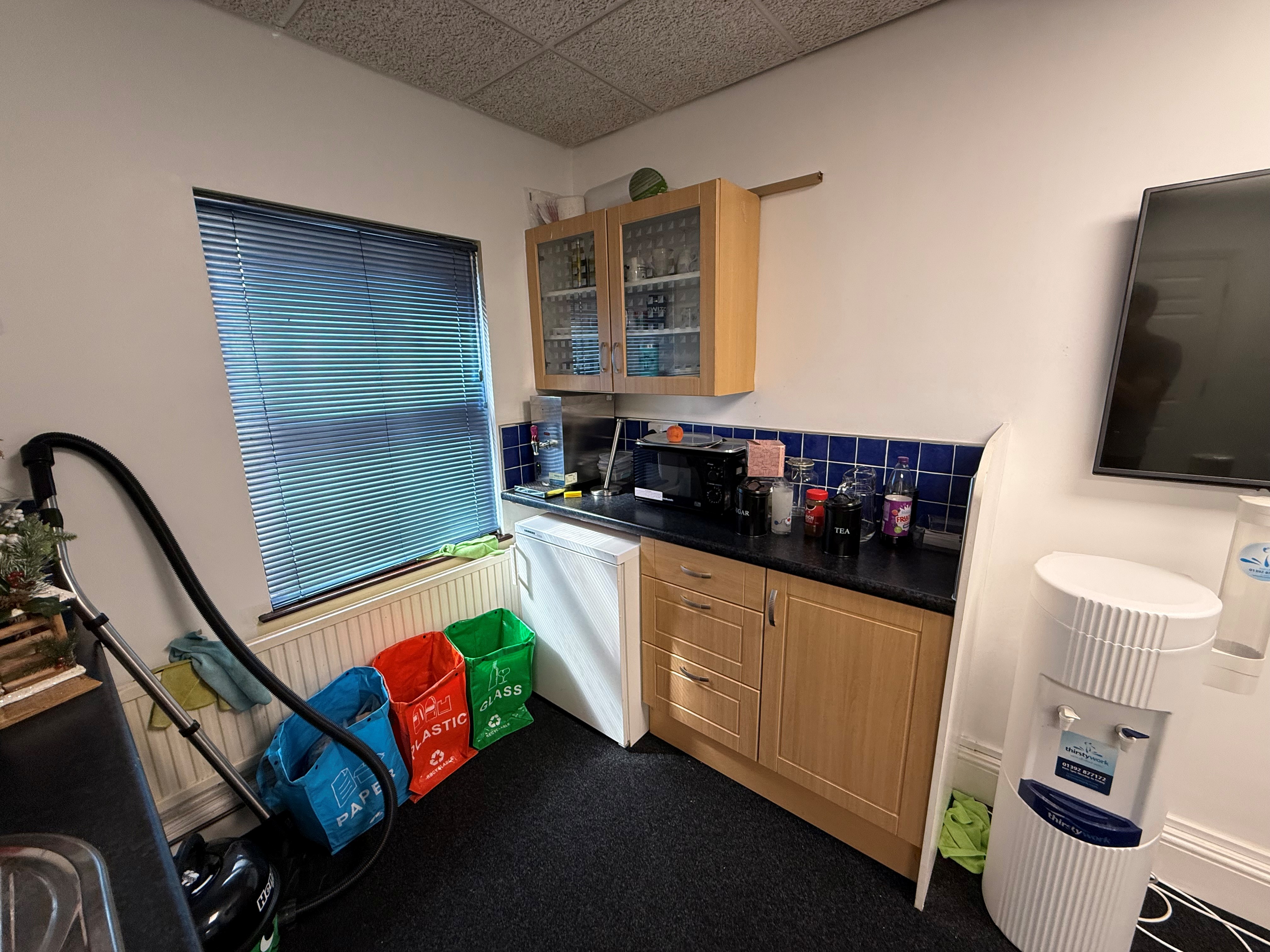 Situated in the Old Town area of Swindon, a location popular with financial & professional service occupiers and a short walking distance of Wood Street, providing a variety of shops, restaurants and other amenities.
