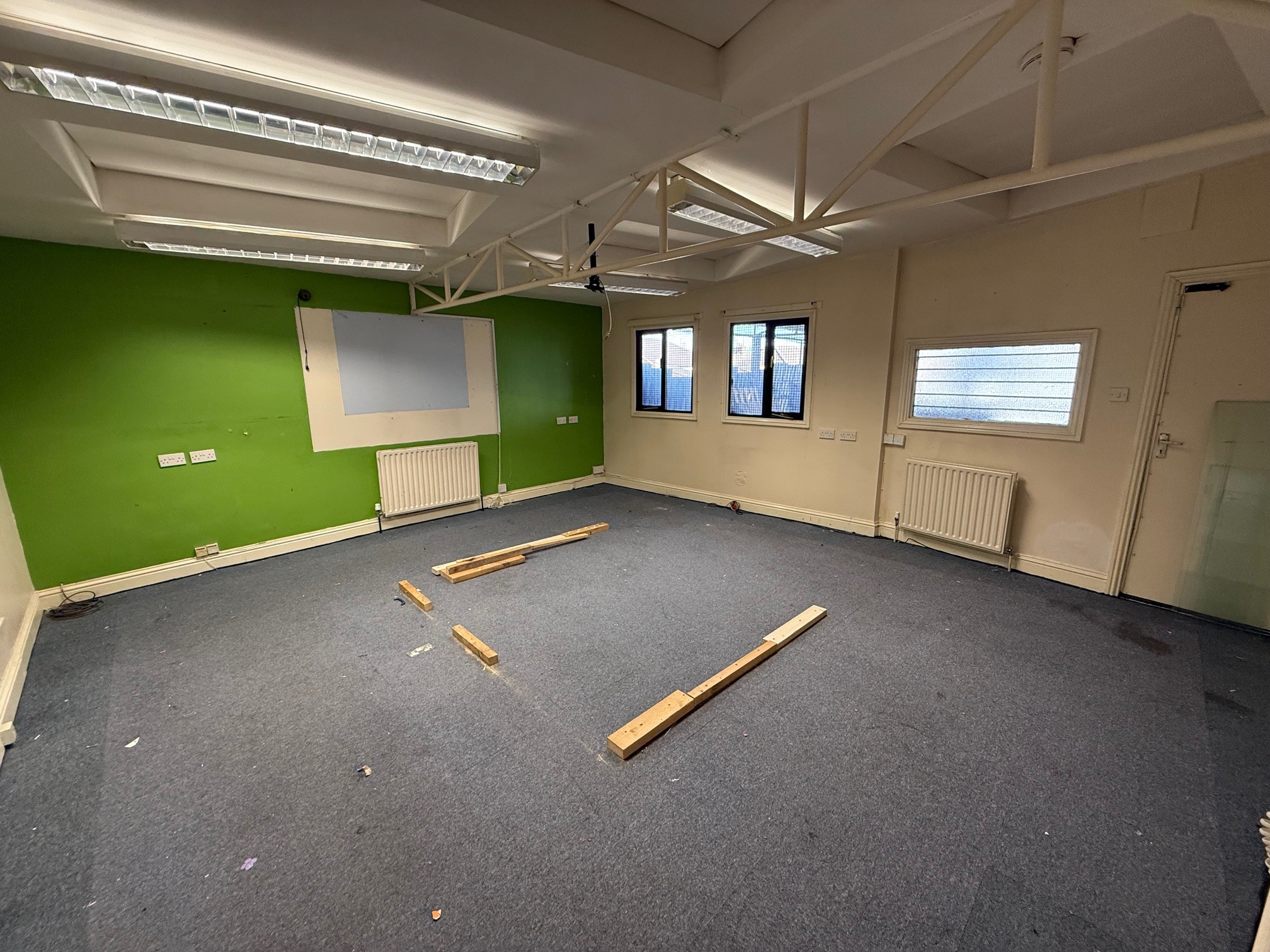 The property is located on the junction of Manchester Road and Aylesbury Street in central Swindon, opposite the former  bus station.